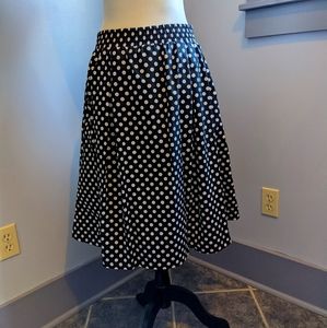 21. Cynthia Rowley Skirt. Size medium. NWT.